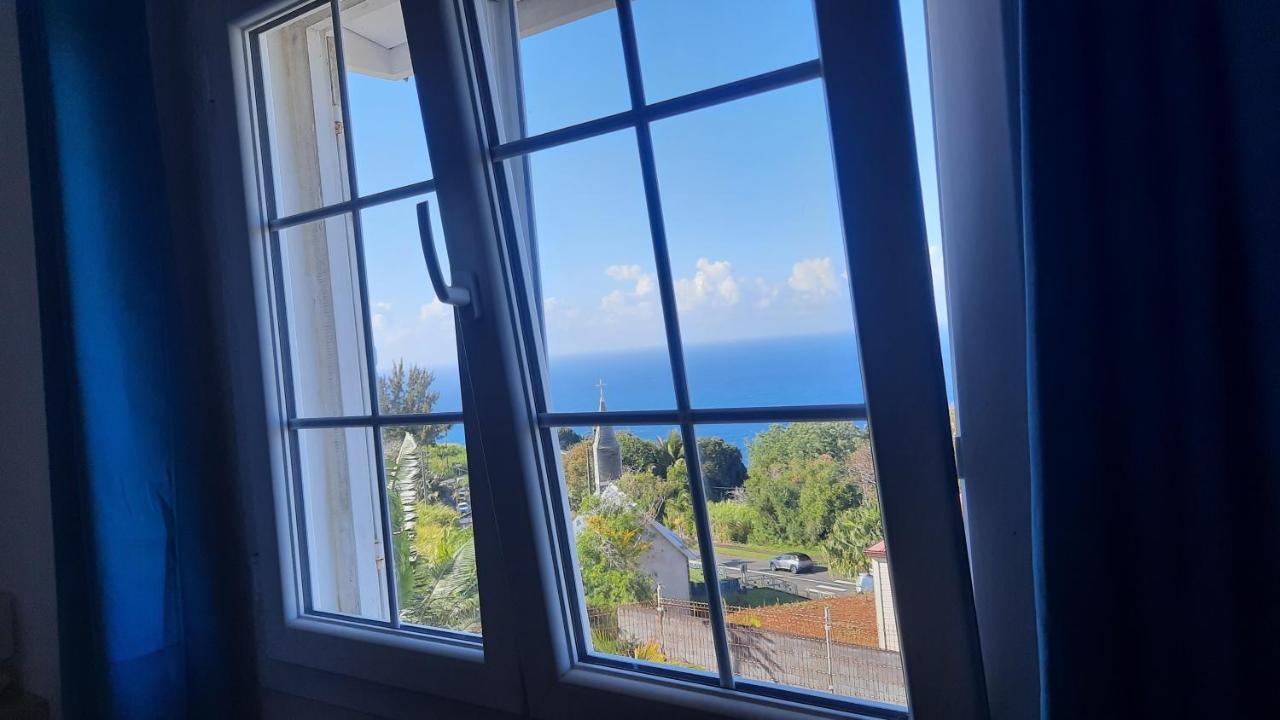 Chambre Vue Sur Mer Entre Grande Anse Et Manapany Петит-Иль Экстерьер фото